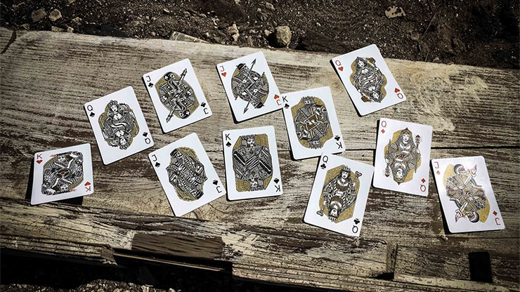 Dystopia Playing Cards by Joker & The Thief image 3