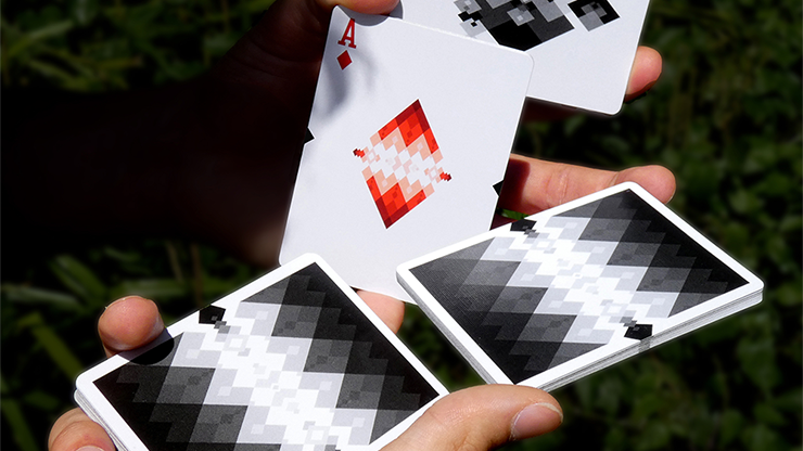 Diamon Nº10 (Black and White) by Dutch Card House image 3