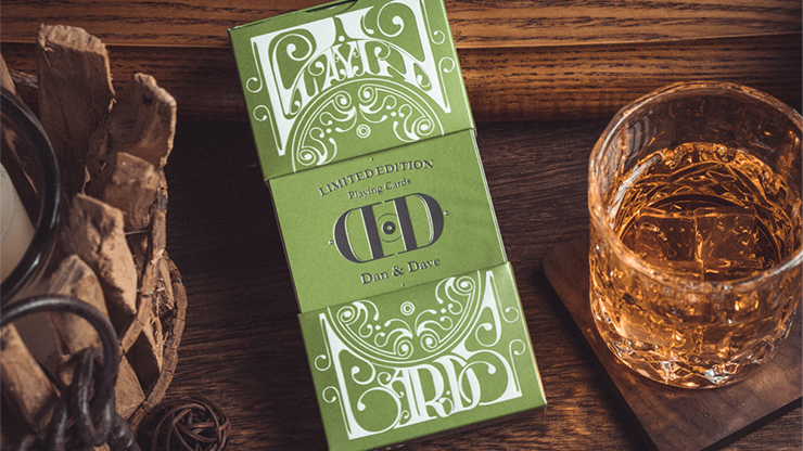 Smoke & Mirrors V8 Deluxe (Green) Playing Cards by Dan & Dave image 0